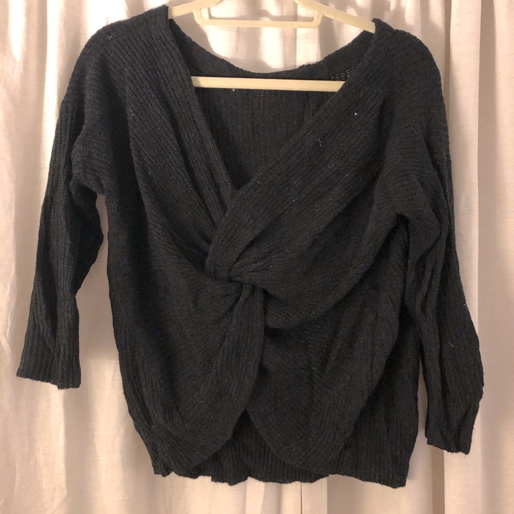 Black back twist sweater